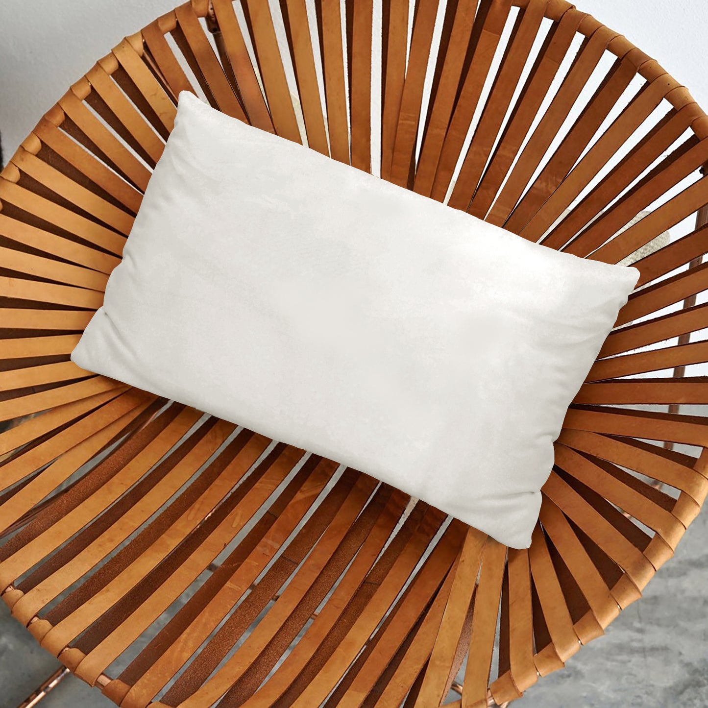 Indoor and outdoor stain-resistant cushion with stain-resistant filling Levante 103 30x50 cm