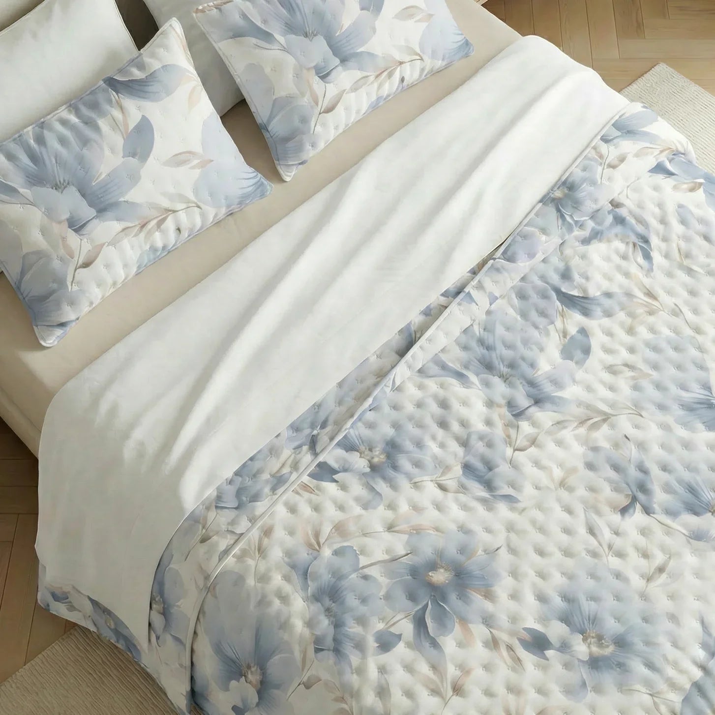 Colcha boutí estampada Bloom Azul tacto suave