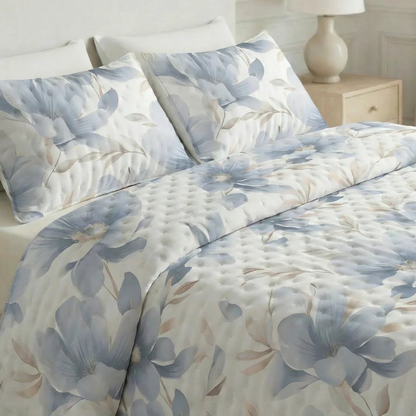 Colcha boutí estampada Bloom Azul tacto suave