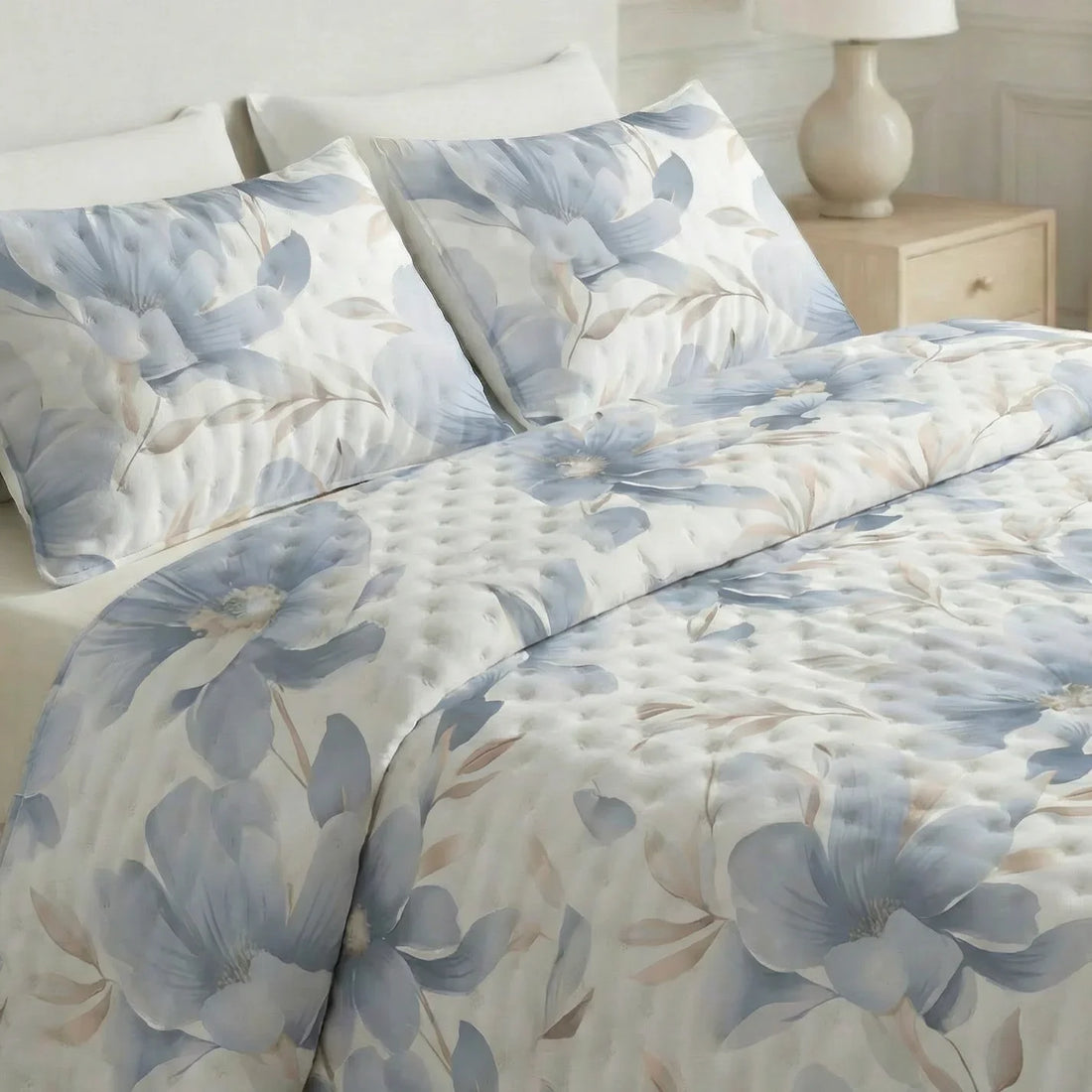 Colcha boutí estampada Bloom Azul tacto suave