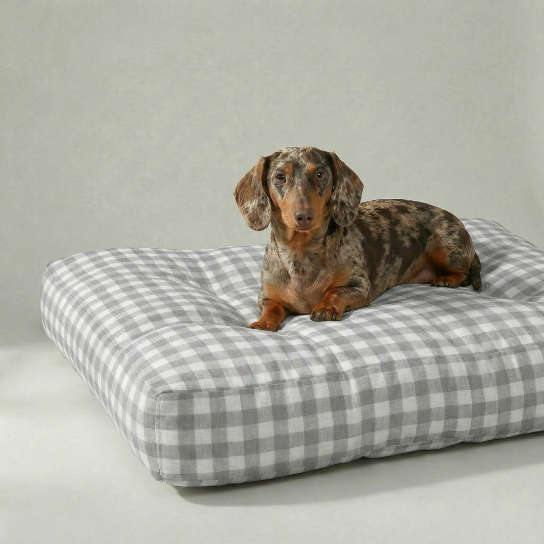 Cama para mascota gruesa y acolchada con acabado antimanchas Vichy Gris Claro