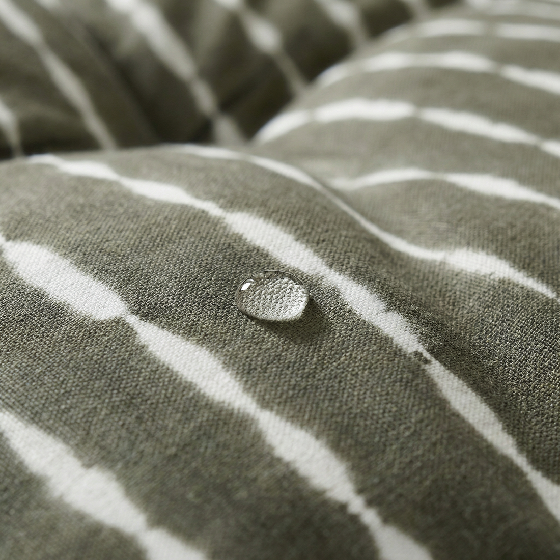 Bolton 6 Stain-Resistant 100% Cotton Pet Bed