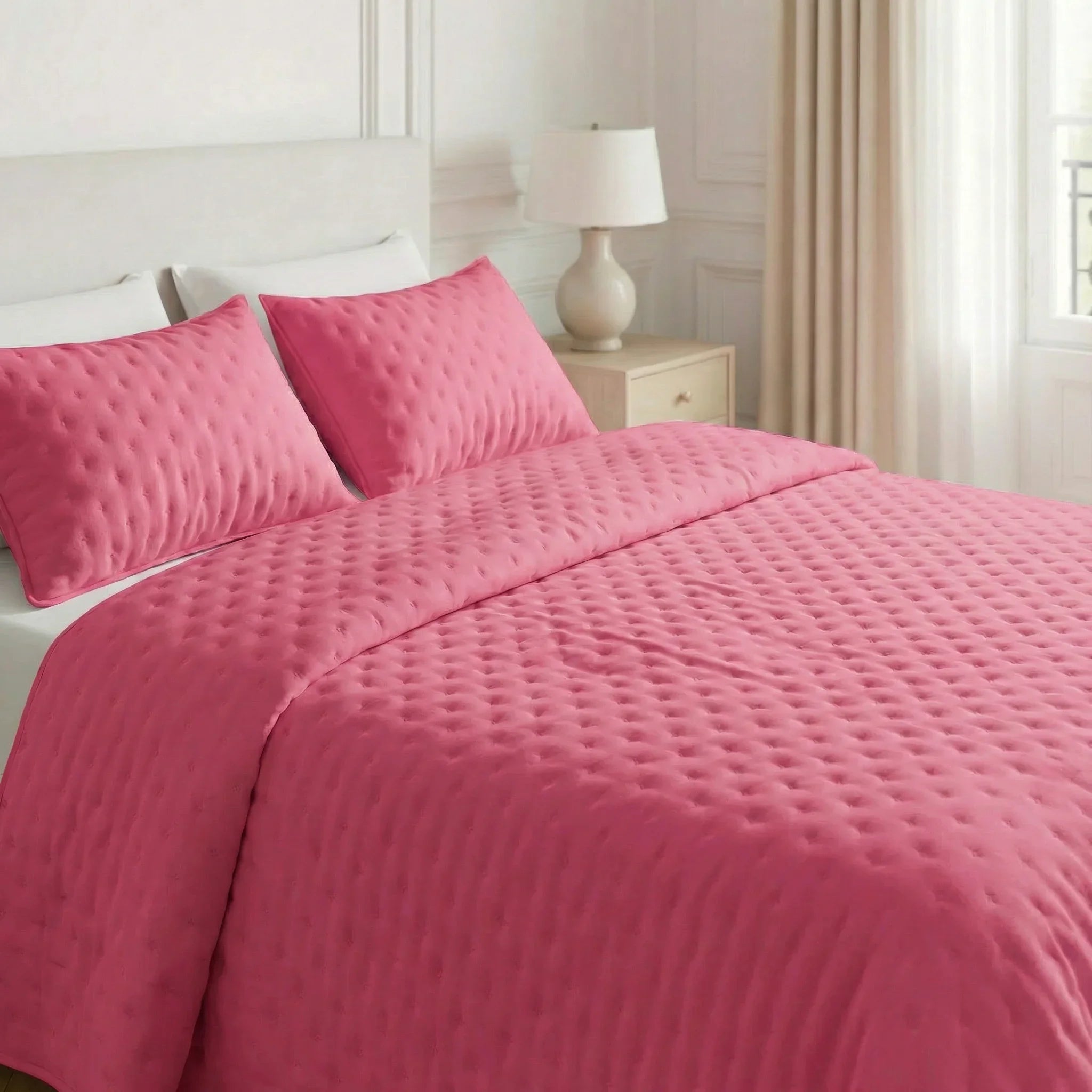 Colcha lisa acolchada Fucsia tacto suave