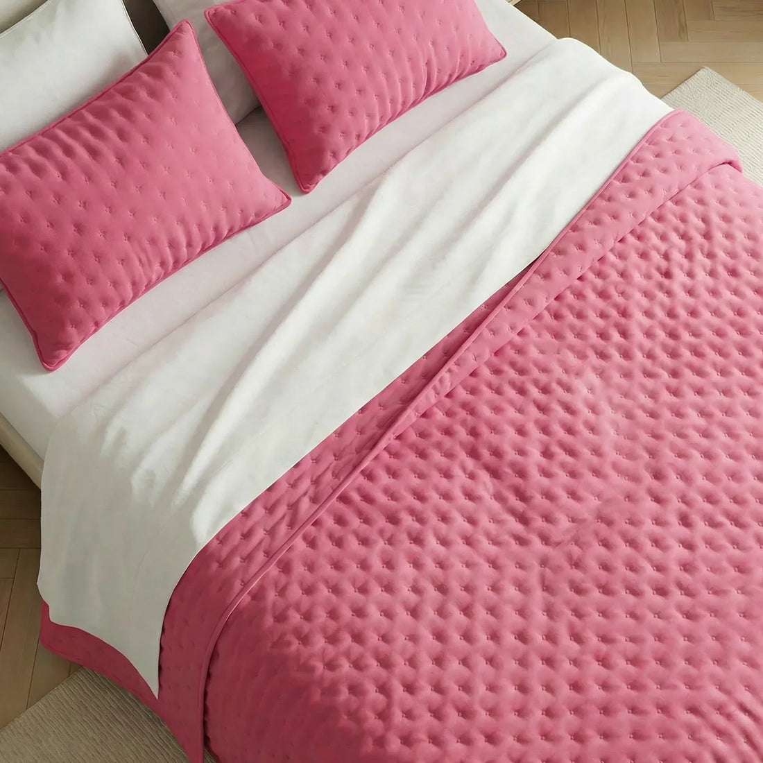 Colcha lisa acolchada Fucsia tacto suave