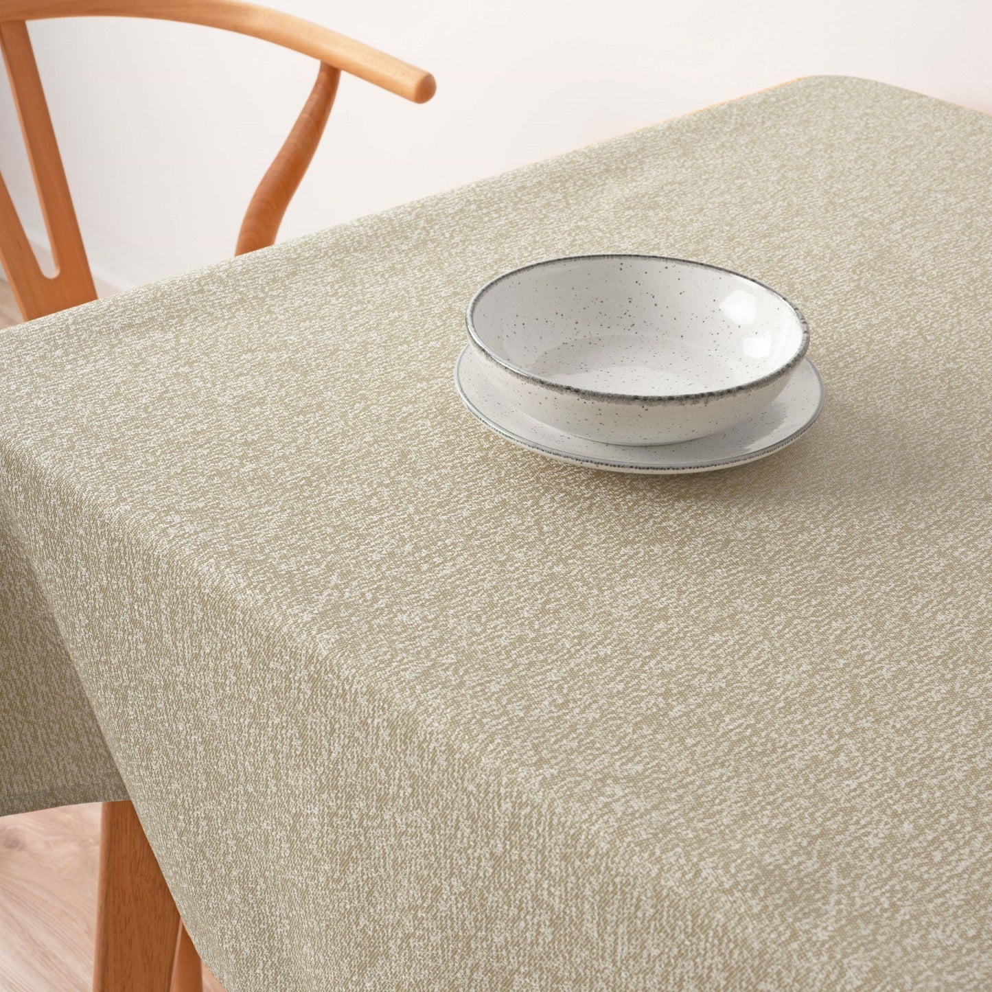 Bacoli 000-068 beige jacquard stain-resistant tablecloth