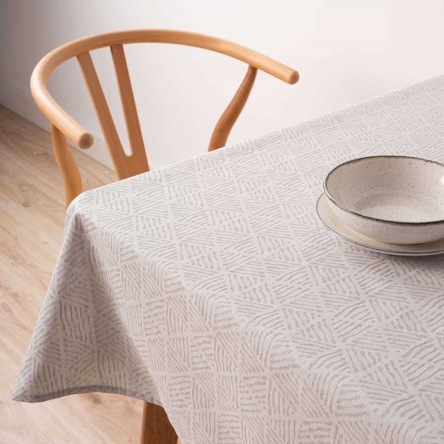 Bacoli jacquard stain-resistant tablecloth 31990C Alma Gray