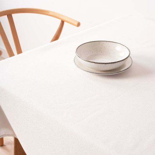 Bacoli jacquard stain-resistant tablecloth 000-068 White