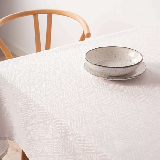 Bacoli jacquard stain-resistant tablecloth 31990C White