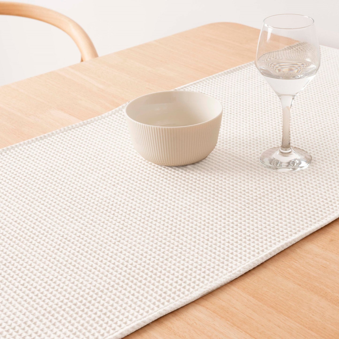 Natural Waffle table runner 45x140 cm