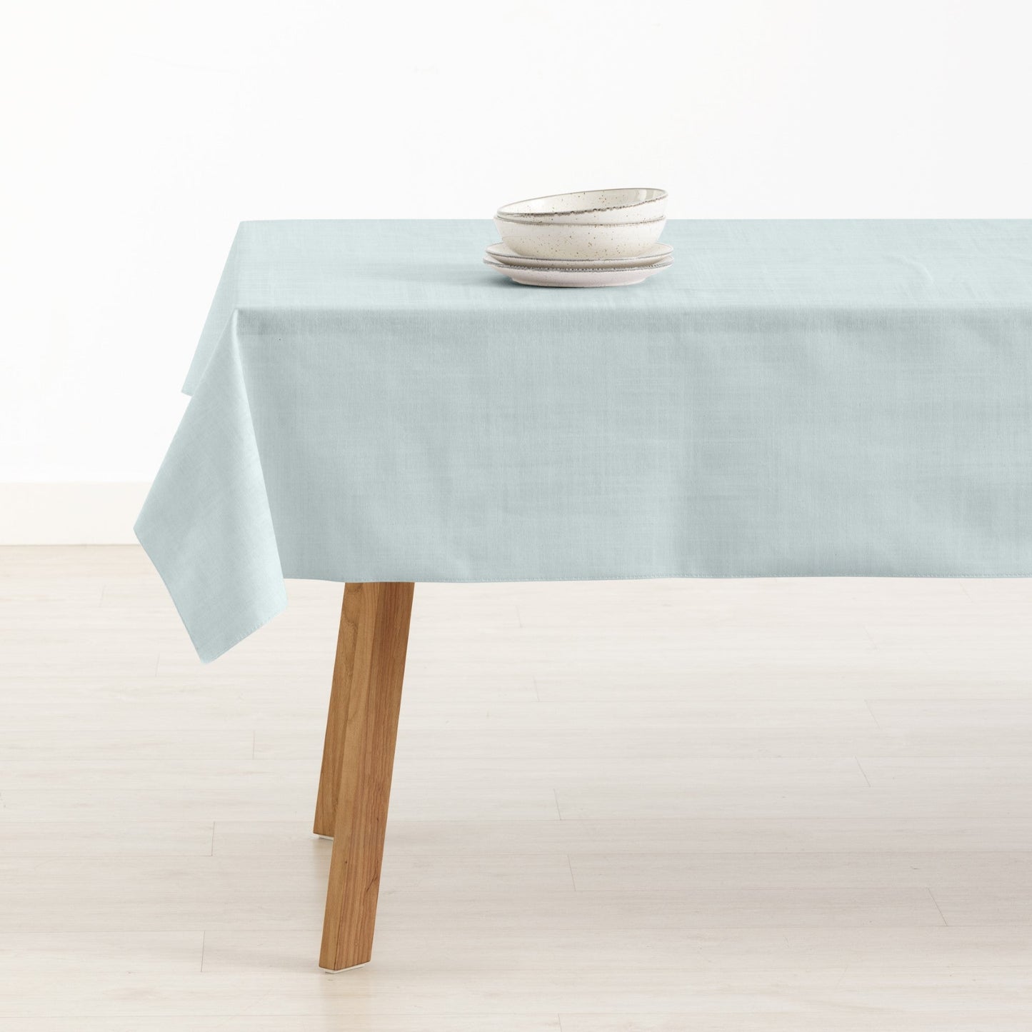 Stain-resistant tablecloth 0120-310