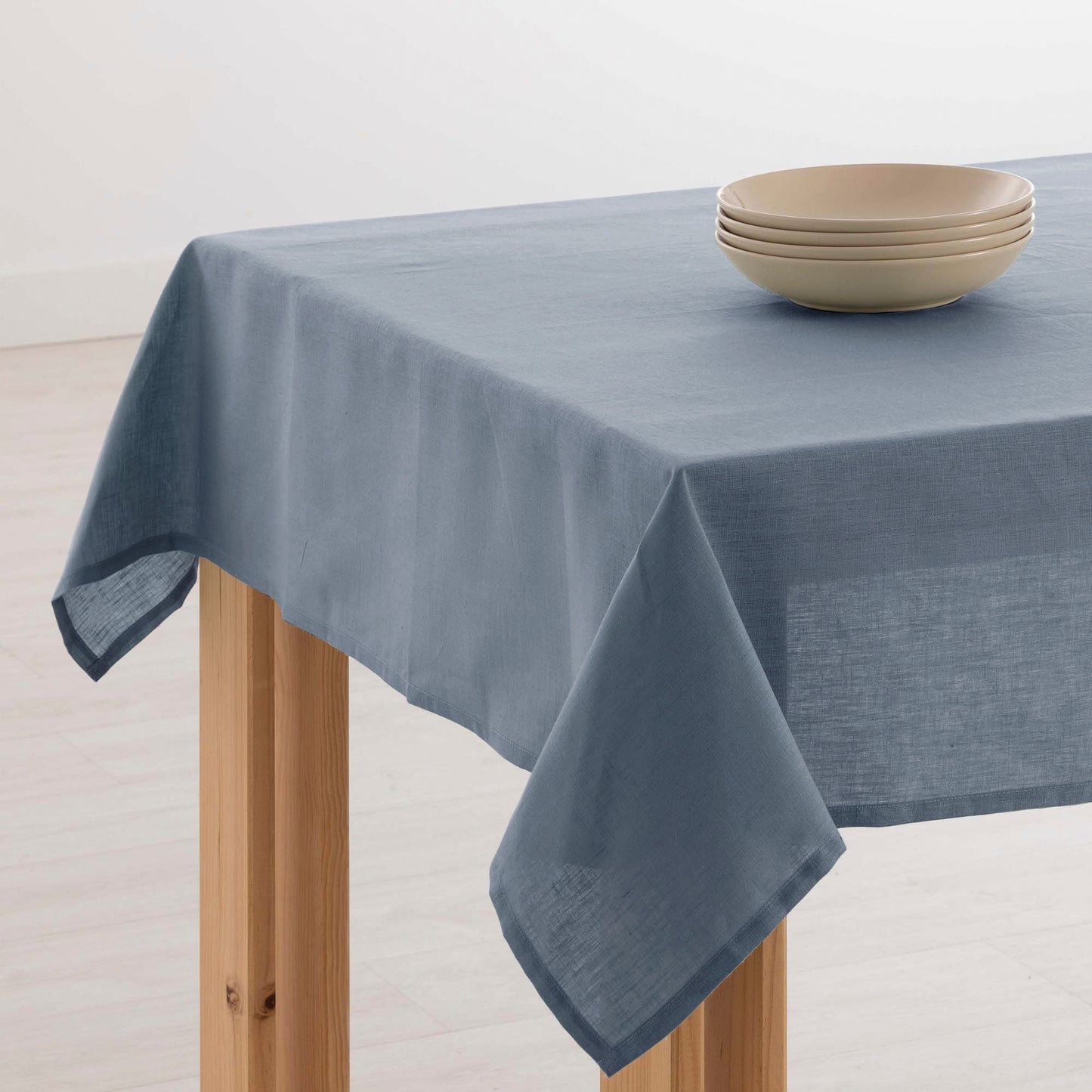 Waterproof stain-resistant tablecloth 100% Linen Denim Blue